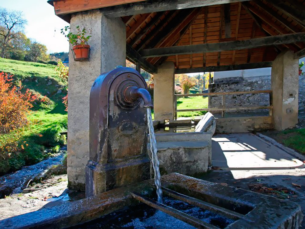 Lavoirs, fontaines et moulins – village de Beaudéan